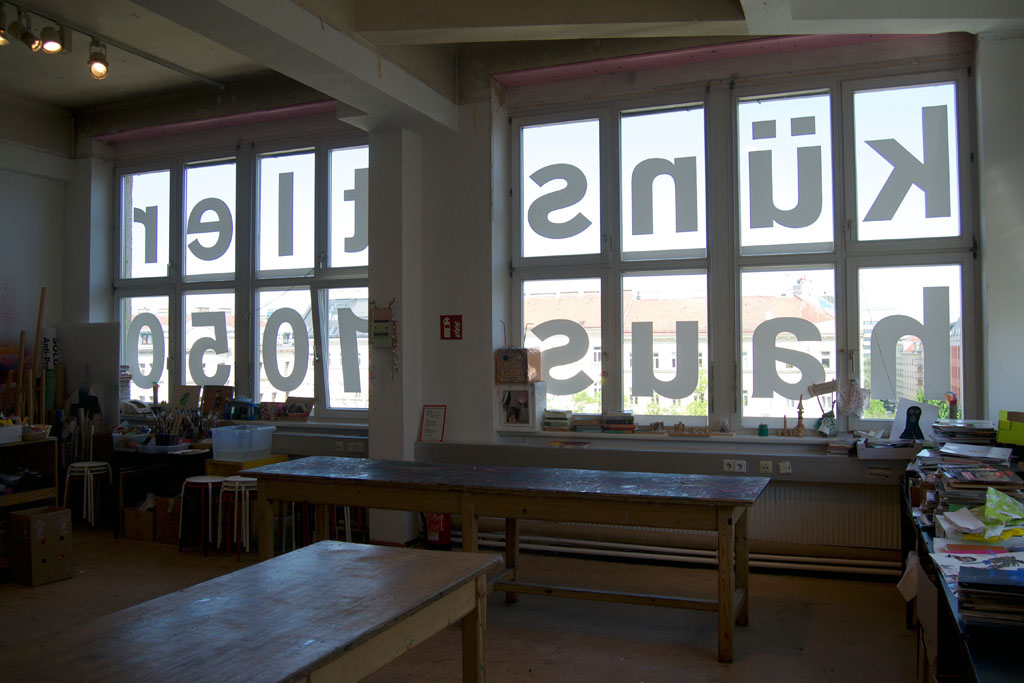 Künstlerhaus | Fensteransicht innen | Helene Lippert